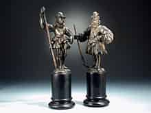 Detail images: Paar Nürnberger Bronze-Figuren
