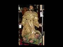 Detailabbildung: Große Halbrelief-Figur eines Heiligen in Mönchskleid