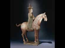 Detailabbildung: Pferd mit Reiter der Tang-Dynastie