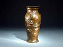 Detail images: Kleine schlanke Vase