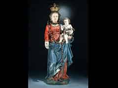 Detailabbildung:  Geschnitzte Madonna mit Kind