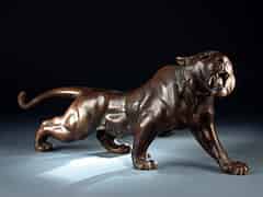 Detail images:  Bronze eines Tigers