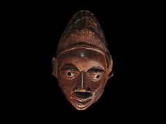 Detailabbildung:  Holz-Stülpmaske der Yoruba
