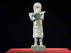 Detailabbildung:  Benin-Bronzefigur