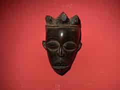 Detailabbildung:  Kleine Tschokwe-Maske