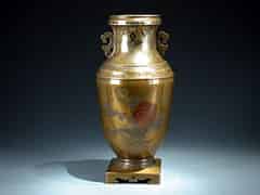 Detail images:  Vase aus Bronze