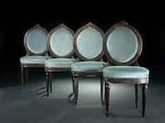 Detailabbildung:  Satz von vier Salonstühlen im Louis-XVI-Stil