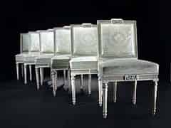 Detailabbildung:  Satz von sechs Louis-XVI-Stühlen aus adeligem Besitz