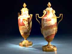 Detailabbildung: Paar Tafel- oder Zieraufsätze in Form von Vasen