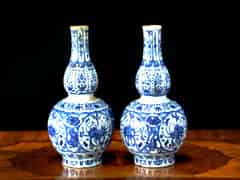 Detail images: Paar Delfter Vasen