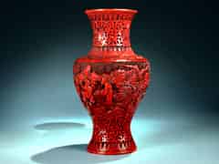 Detail images: Vase aus Rotlack