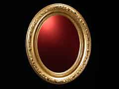 Detailabbildung: Ovaler vergoldeter Spiegel