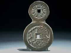 Detailabbildung: Chinesisches Glücks-Münzamulett