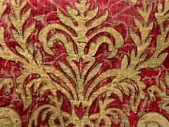 Detail images: Drei bestickte Textilien