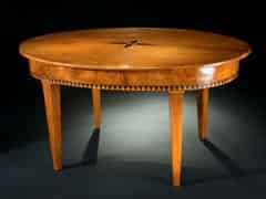 Detailabbildung: Großer, ovaler Biedermeier-Tisch