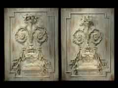 Detail images: Paar Wandboisserien mit Reliefschnitzerei