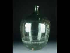 Detail images: Glasbalon Grosser Glasbalon in Grünglas miteingearbeitem Ausfüllstutzen