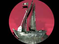 Detailabbildung: Französisches Tafel-Silberschiff