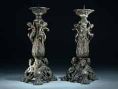 Detailabbildung: Paar Bronze-Kerzenhalter der Niccolo Roccatagliata-Werkstatt