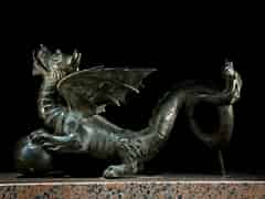 Detailabbildung: Großer italienischer Drache in Bronze als Türklopfer