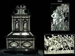 Detail images: Prächtiges florentinisches Aufsatzmöbel in Ebenholz- und Elfenbein- Bildmarketerie