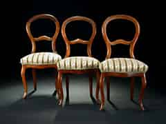 Detail images: Satz von drei Wiener Barock-Stühlen