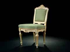 Detail images: Gefasster und teilvergoldeter Louis XVI-Stuhl
