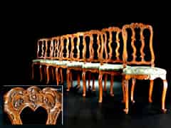 Detail images: Satz von acht barocken Stühlen