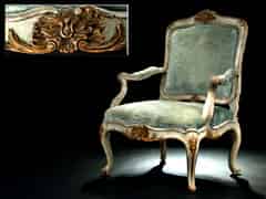 Detail images: Gefasster und teilvergoldeter großer Sessel im Stil Louis XV