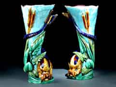 Detail images: Paar Majolika-Vasen
