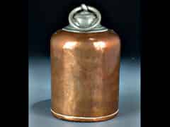 Detailabbildung: Hefeflasche in Kupfer mit Zinnschraubdeckel und Haltering