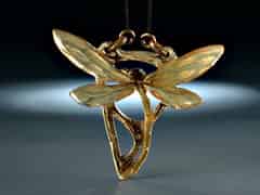 Detailabbildung: Art-Niveau-Anhänger aus Horn in Form einer Libelle