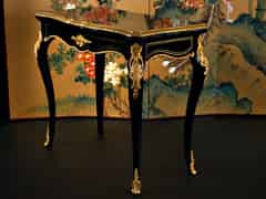 Detailabbildung: Salon-Tisch im Barock-Stil