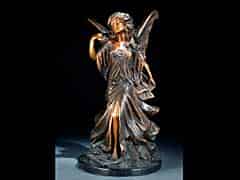 Detailabbildung: Bronze-Skulptur eines Mädchens