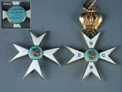 Detailabbildung: Kommandeurkreuz-Orden am hellblauen Ordensband