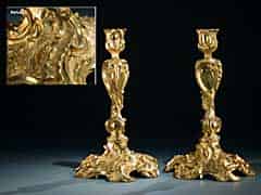 Detail images: Paar Tischkerzenständer in Bronze/Feuervergoldung