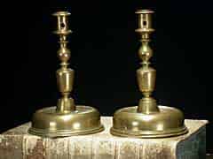 Detailabbildung: Paar barocke Bronze-Kerzenleuchter