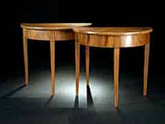 Detailabbildung:  Paar halbrunde Biedermeier Tische