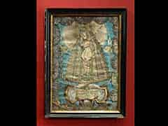 Detailabbildung: Barockes Stickbild einer Gnadenmadonna