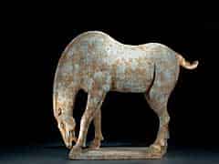Detailabbildung: Grasendes Pferd der Tang-Dynastie