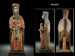 Detailabbildung: Äusserst seltene und große “Thronende Madonna“ des 11. Jahrhunderts