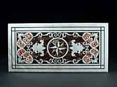 Detailabbildung: Große Marmor-Tischplatte mit Pietra-dura-Einlagen