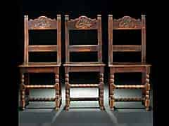 Detailabbildung: Satz von drei barocken Stühlen