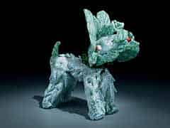 Detailabbildung: Figur eines Hundes in Murano-Glas. Grün-weißes Schmelzglas. H.: 25. L.: 26 cm. 20. Jhdt.
