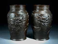 Detail images: Paar chinesische Bronze-Vasen