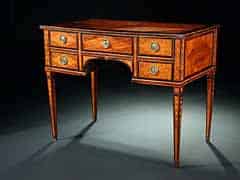 Detailabbildung: Kleiner Louis XVI-Schreibtisch