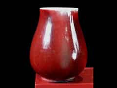 Detail images: Chinesische Ochsenblut-Vase
