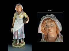 Detailabbildung: Große Keramik-Figur eines jungen Mädchens