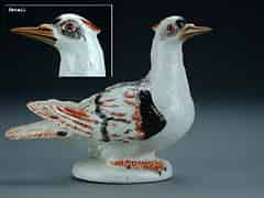Detail images: Meissener Porzellan-Figur einer Taube