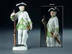 Detail images: Meißener Porzellanfigur aus der Militärparade: Sächsischer Musketier